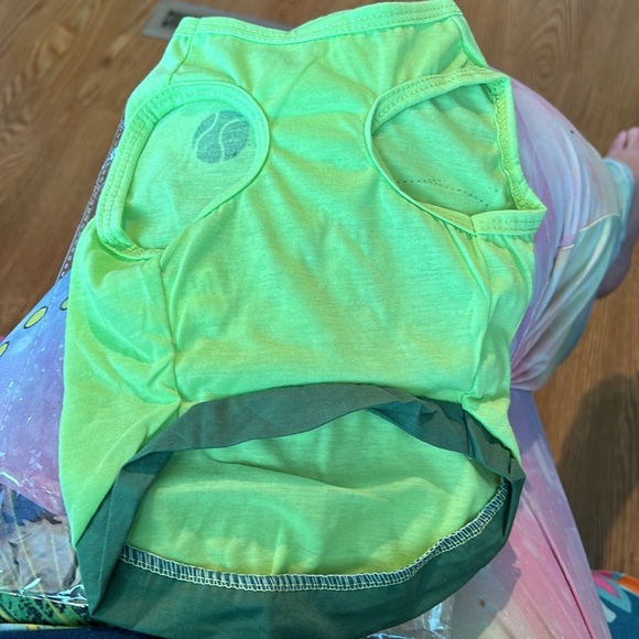 5/$20 Size, small male dog T-shirt, green - Picture 2 of 3